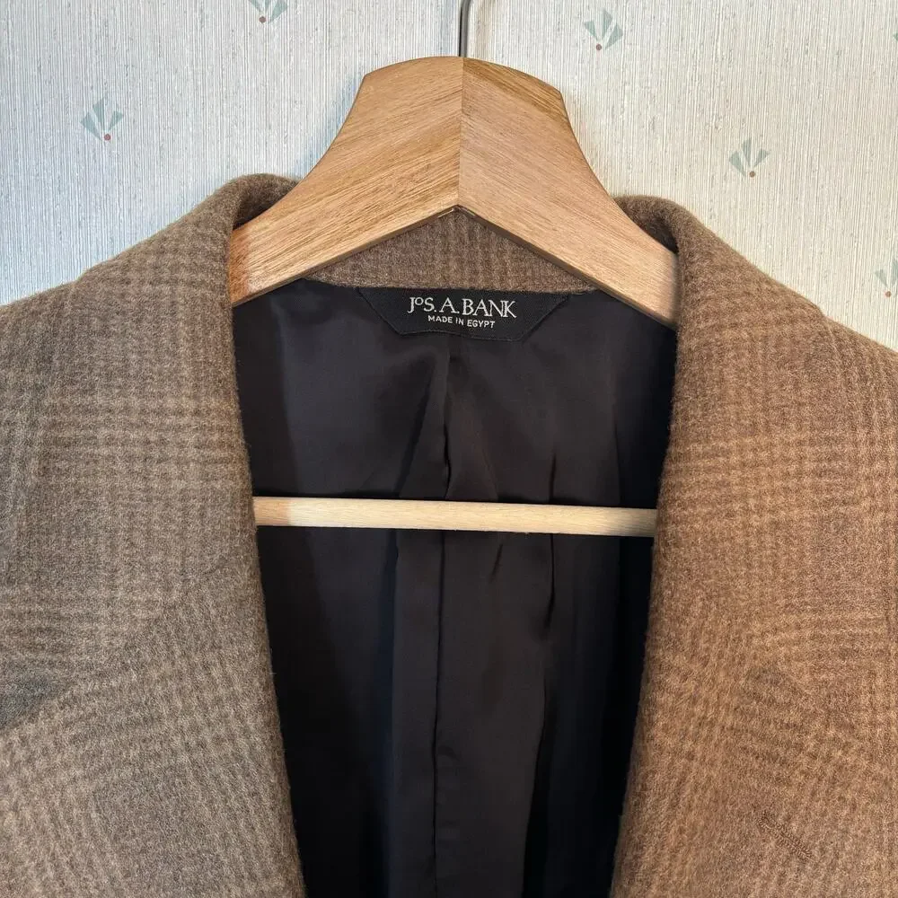 Jos a Bank 100% Camel Hair Sport Coat Size 46L Glen Plaid Brown Travel Business